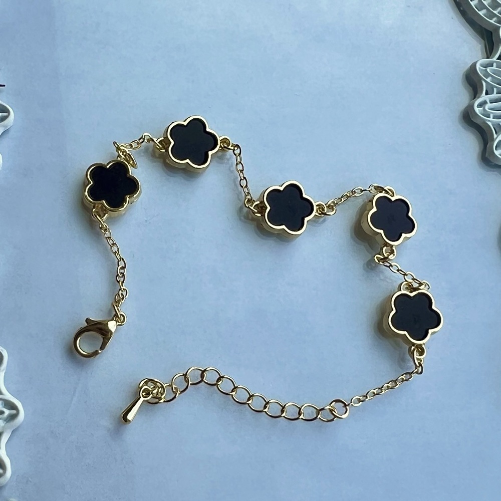 Four Leaf Clover Gold Bracelet